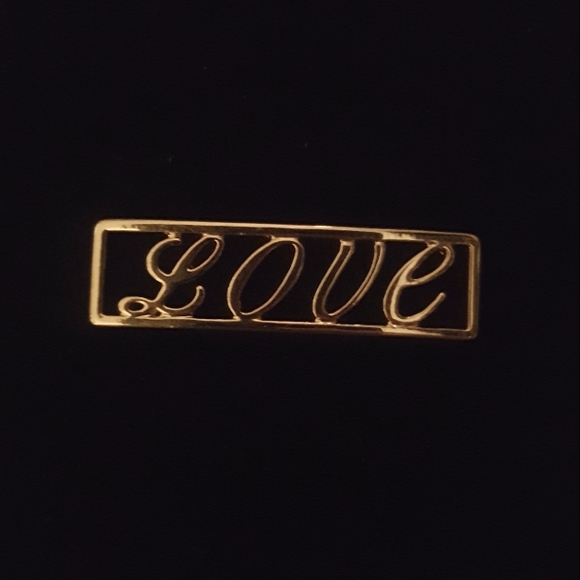 [SOUTH HILL] Gold "Love" Background for Rectangular Wrist Locket - Picture 1 of 4